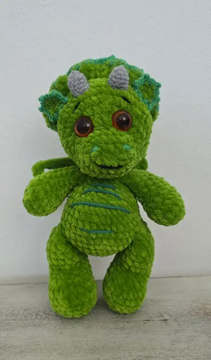 Háčkovaný drak/ dinosaurus